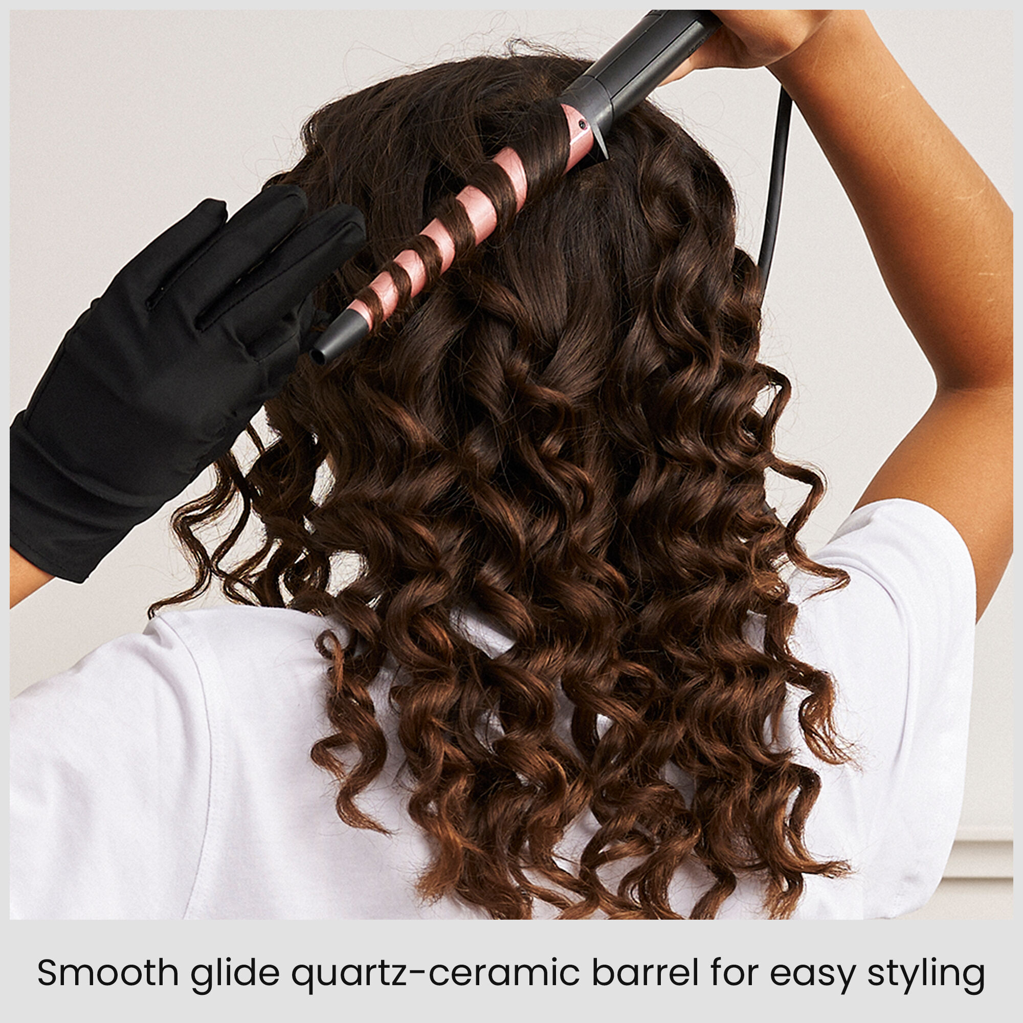 Smooth glide quartz-ceramic barrel for easy styling