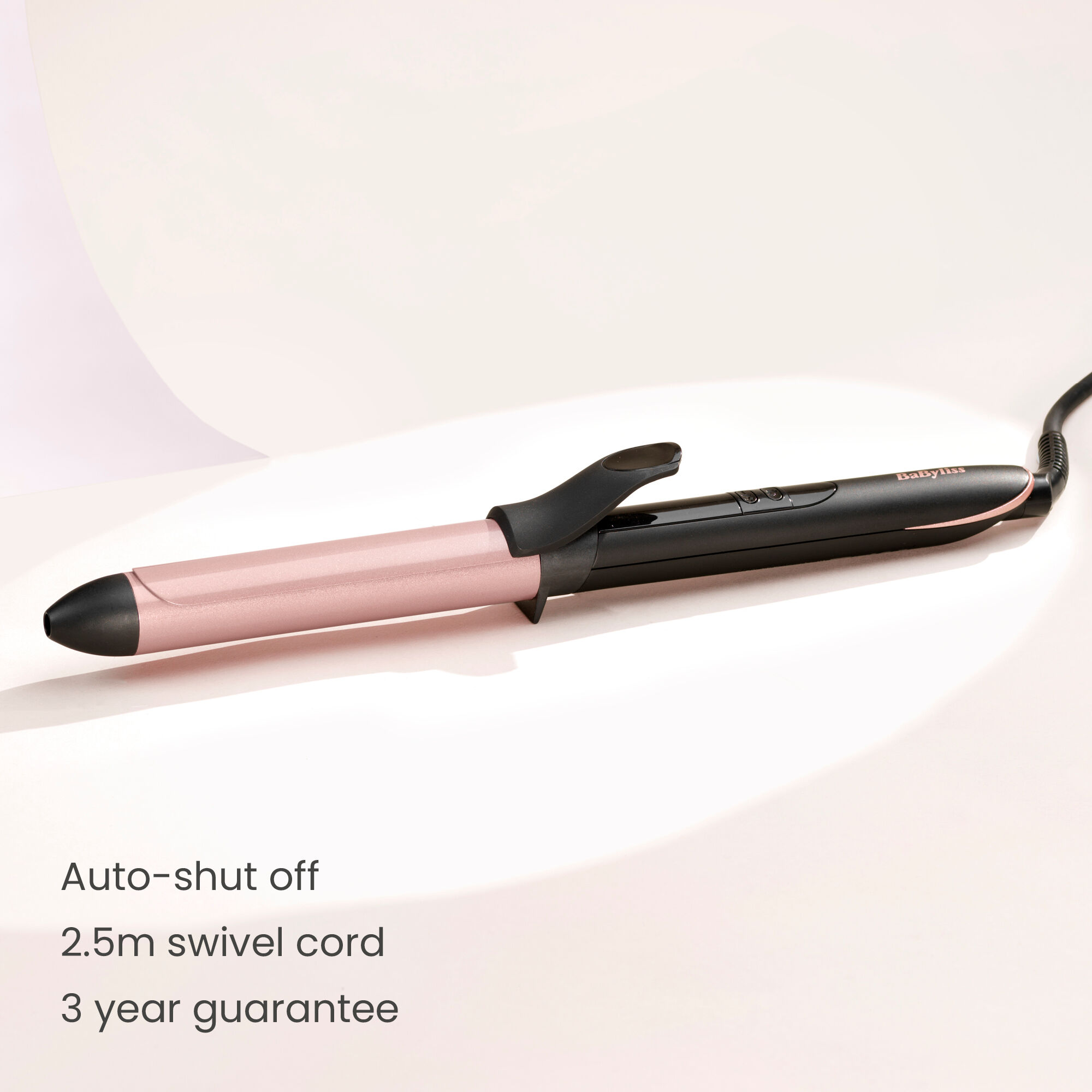 Auto-shut off. 2.5m swivel cord. 3 year guarantee.