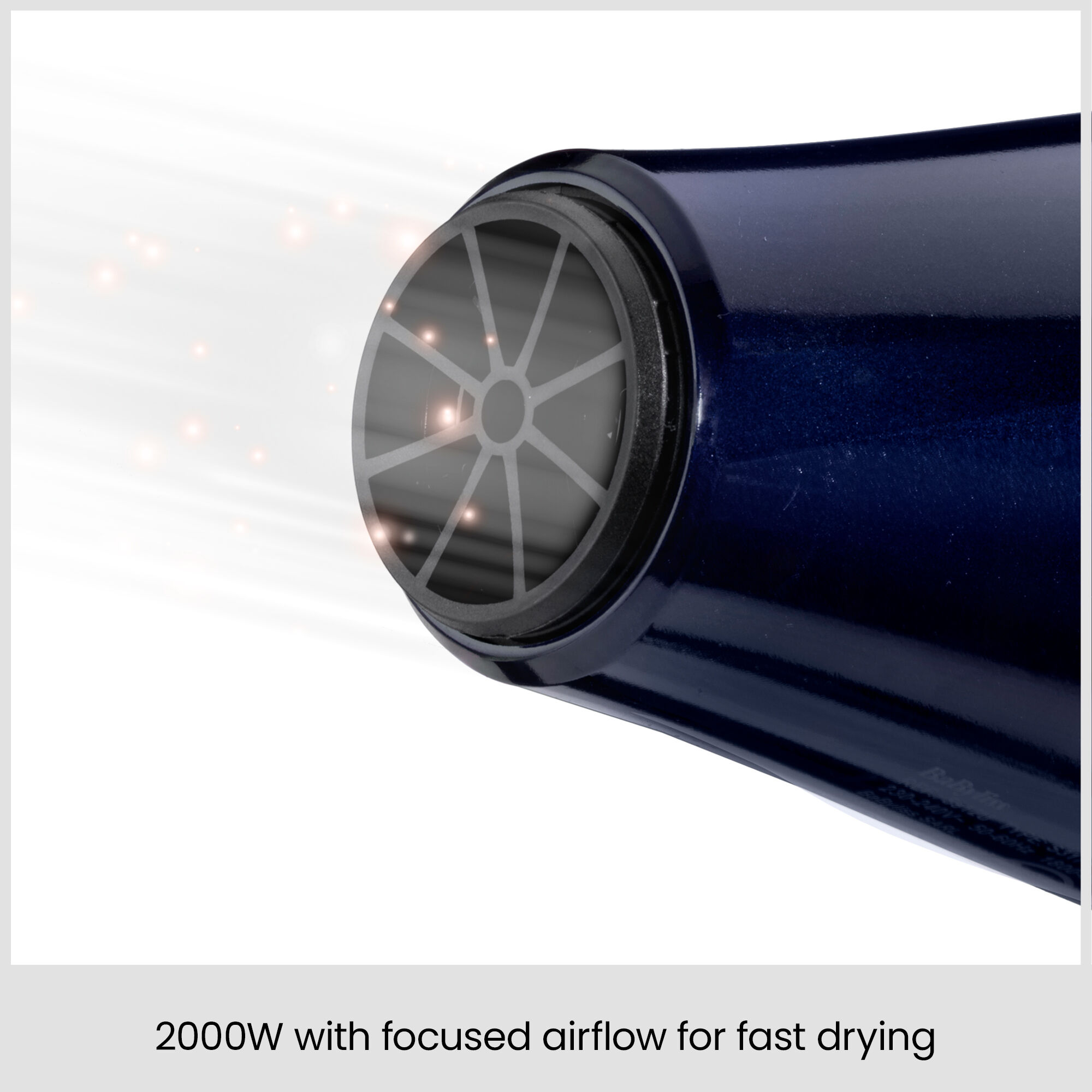2000W with focused airflow for fast drying